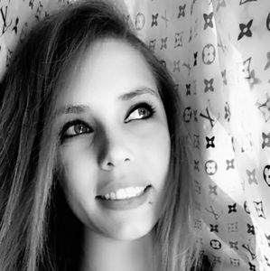 Meet your Posher, Gabrielle